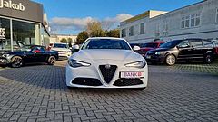Alfa Romeo Giulia Super +LED+Navi+BTH+Bi-Xenon 132 kW (1...